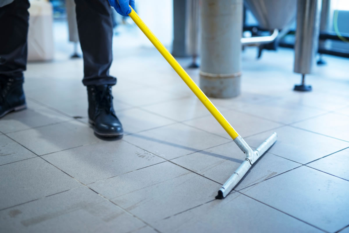 Four Factors to Consider when Hiring a Commercial Janitorial Service