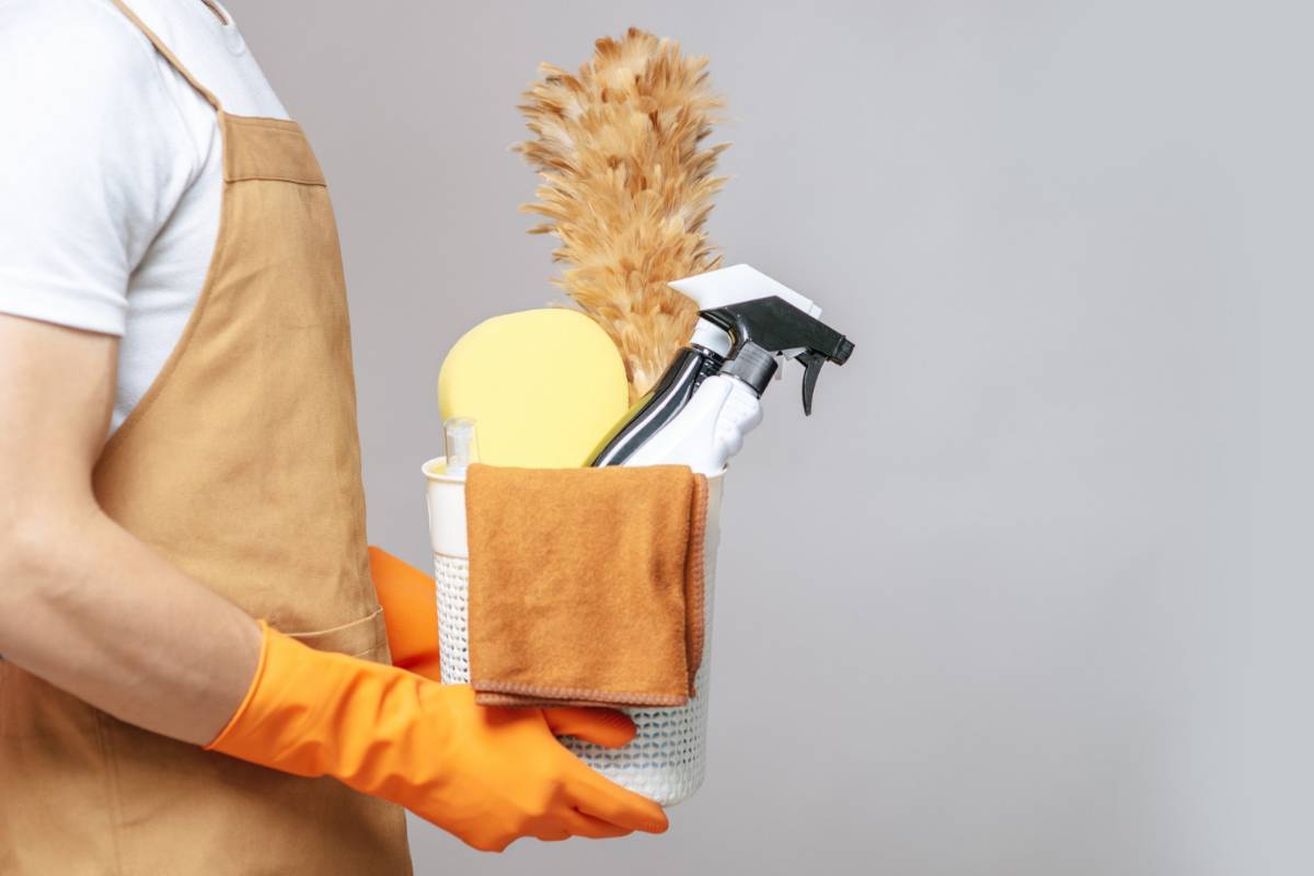 Four Reasons You Should Use Eco-Friendly Cleaners in Your CA Office