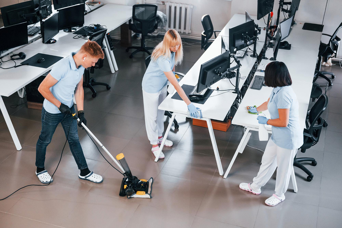 How to Hire the Best Cleaning Professionals for Your Office