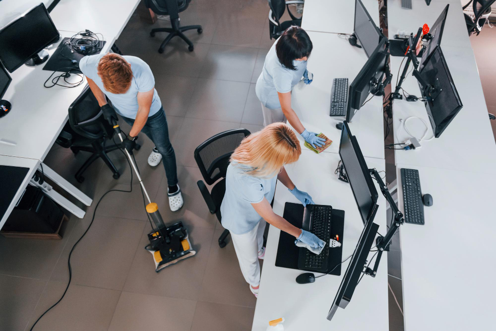 Tips for Cleaning Your Office for the New Year